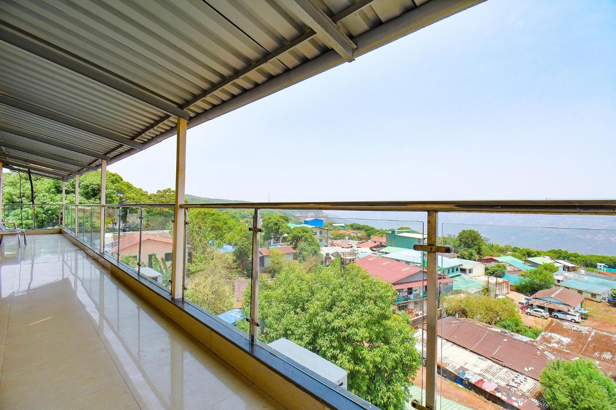 Fabhotel Bright Holidays Mahābaleshwar Extérieur photo